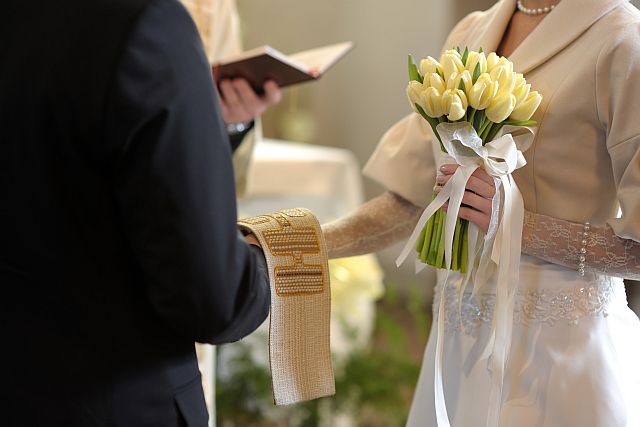 Read more about the article Sakrament małżeństwa a świecki kontrakt