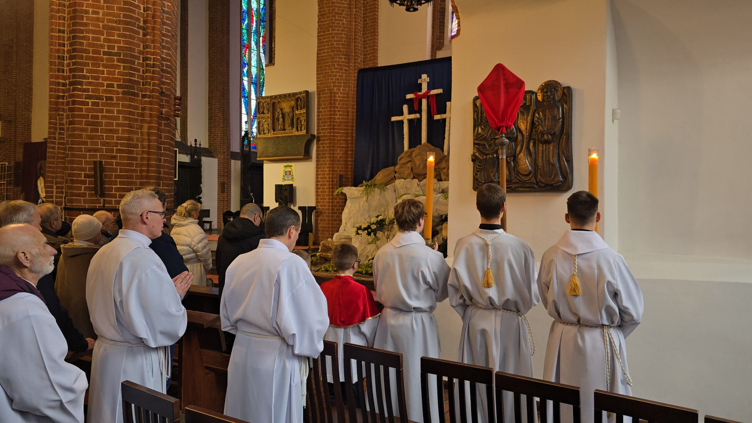 Read more about the article Droga Krzyżowa w Godzinie Śmierci Pana Jezusa